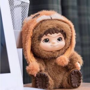 100% Authentic Wakuku Fuzzy Fun Party plush - Play Bear. Sealed bag, no box